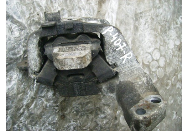 подушка,опора двигуна,ліва Peugeot 407,Citroen C5,1.6hdi,1813.94
